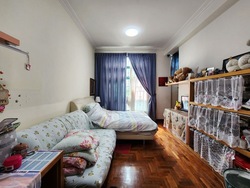 Charlton 18 (D19), Terrace #529537551